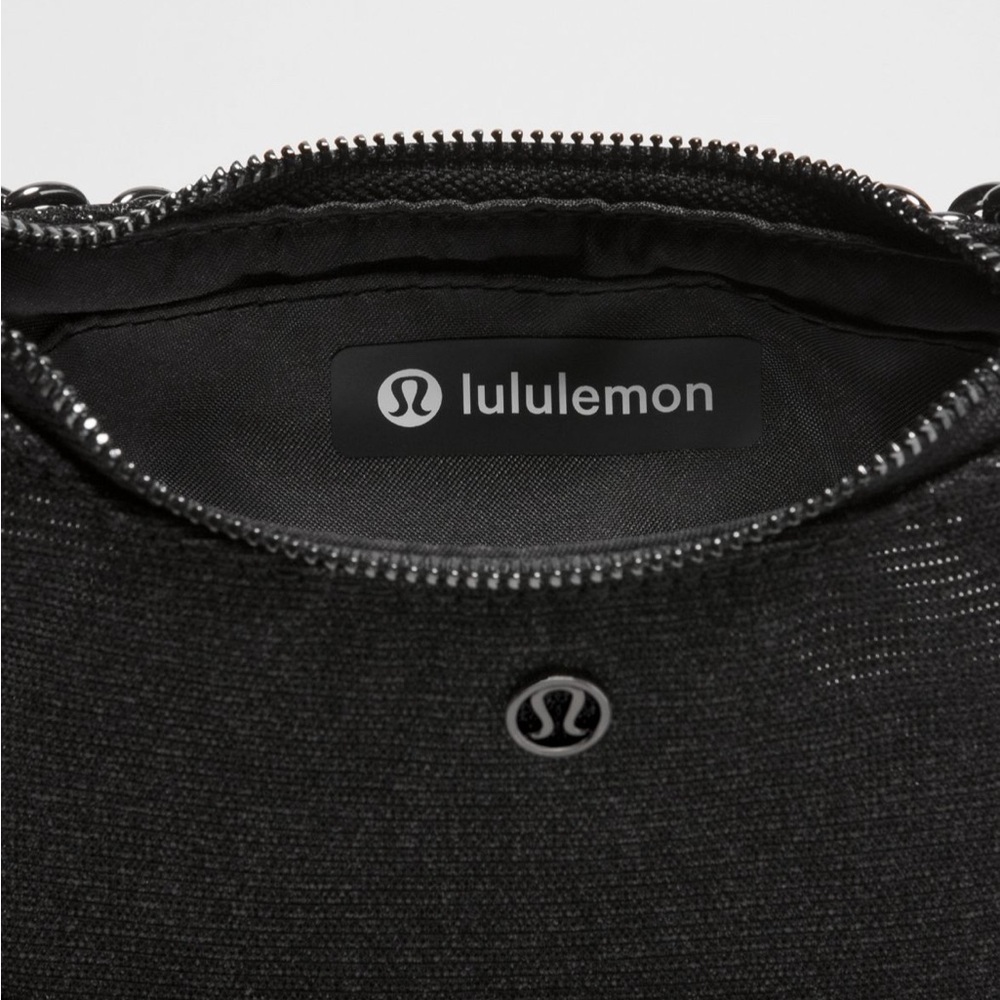lululemon athletica Glitter Black Shoulder Bag - Picture 6 of 10